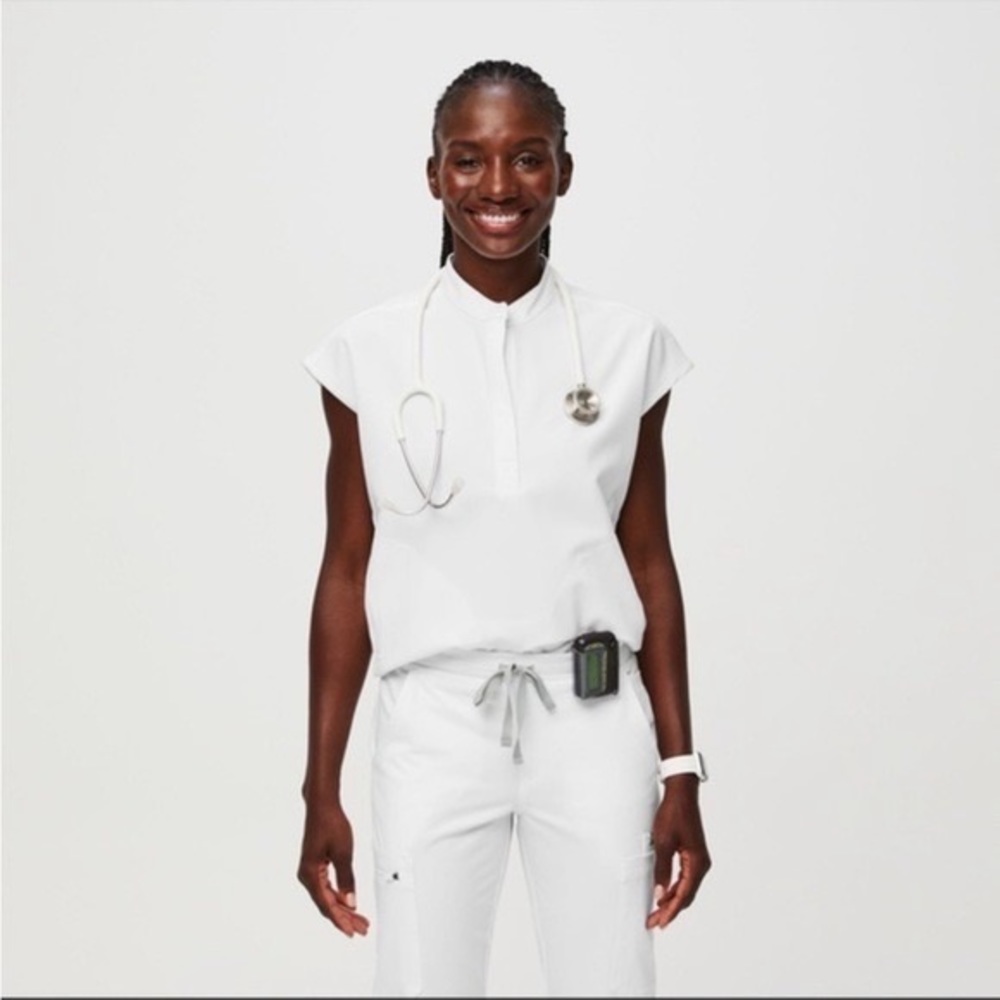 FIGS Scrub Set Optic White